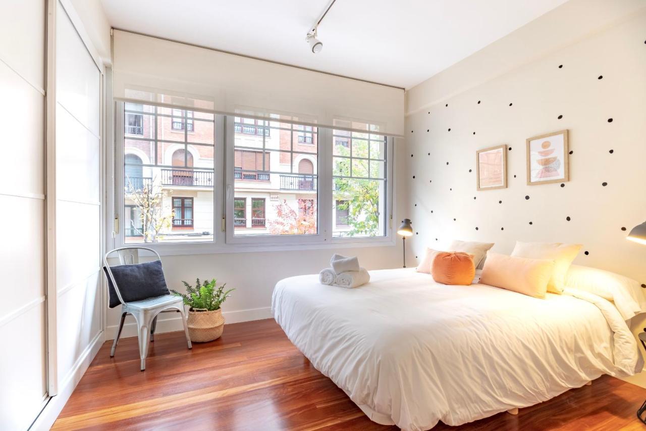 Gran Apartamento Con Estilo En El Centro De Bilbao Exterior foto