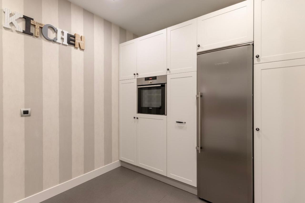 Gran Apartamento Con Estilo En El Centro De Bilbao Exterior foto